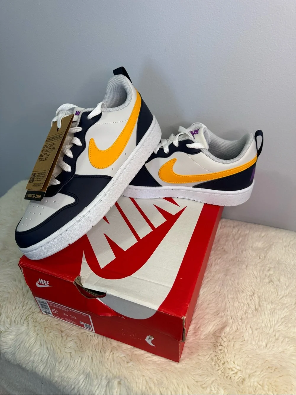 Nike Kids Court Borough low Recraft - Size 5.5Y